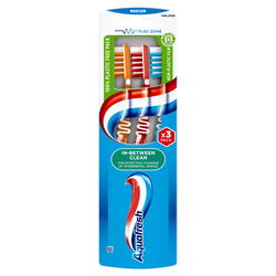 Aquafresh In-Between Clean szczoteczka do zębów Medium 3szt.