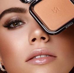 KIKO Milano Radiant Touch Bronzing Powder puder brązujący o świetlistym wykończeniu 101 Luminous Honey 12g