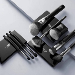 KIKO Milano Face 12 Powder Fan Brush pędzel w kształcie wachlarza do nakładania kosmetyków w pudrze
