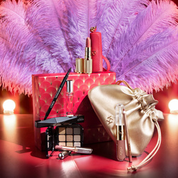KIKO Milano Twist 'N Twinkle Holiday All That Glams Make Up Gift Set
