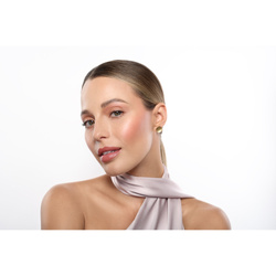 LOVRO Bronzer Stick kremowy bronzer do twarzy w sztyfcie 02 Shadow Sculpt 5g